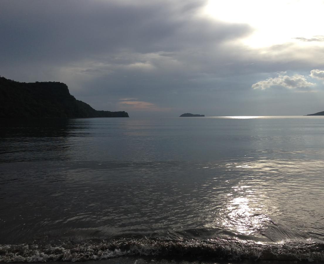 Calayo Beach Resort Nasugbu Exteriér fotografie
